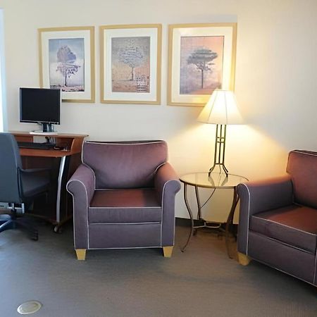 Quality Inn Fresno Yosemite Airport Exterior foto