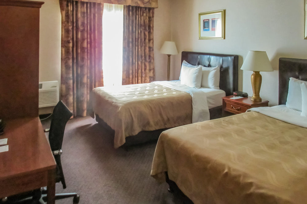 Quality Inn Fresno Yosemite Airport Exterior foto